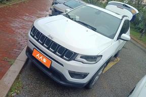 Jeep-指南者 2017款 200T 自动家享版